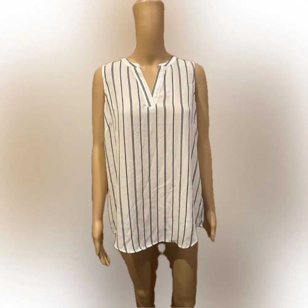 Adrianna Papell BLK WHT Striped Sleeveless Chiffon Top Sz M